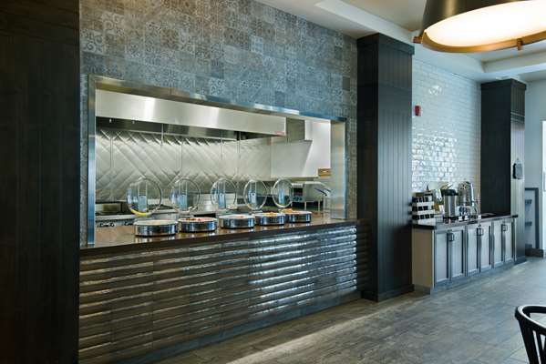 Restaurant - Oxford Suites Rohnert Park