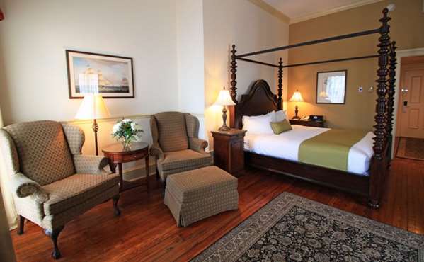  - River Street Inn Savannah - I-16, Exit 167