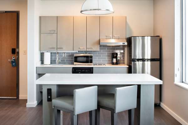 Suite - Hyatt Place Hotel Quad Cities East Moline