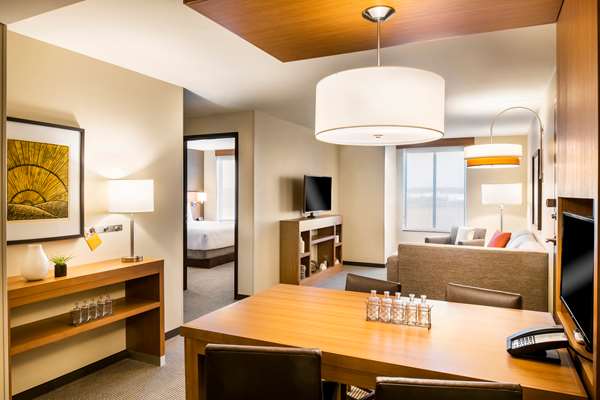 Suite - Hyatt House Hotel Quad Cities East Moline