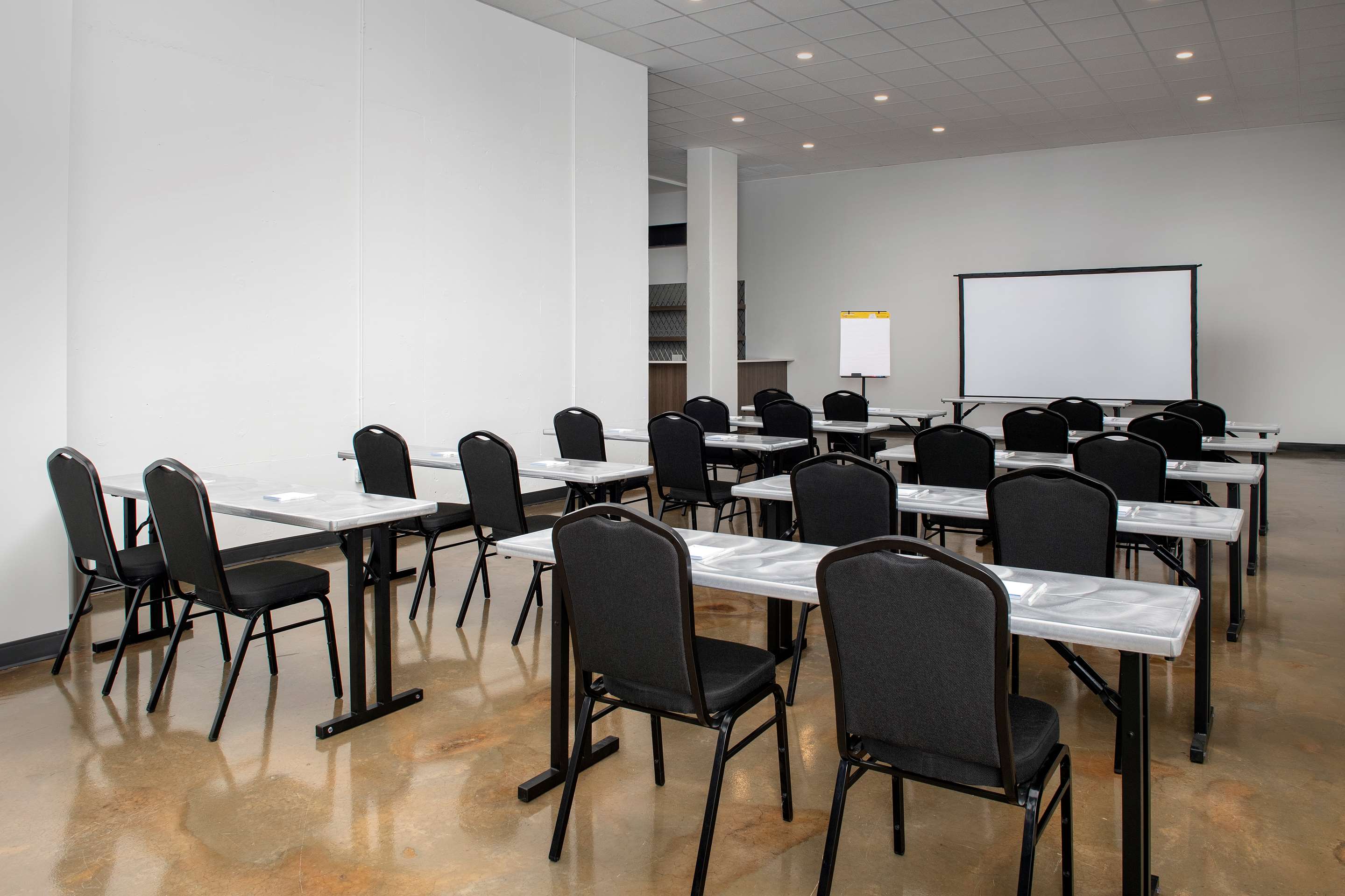 Meeting Room | Home2 Suites by Hilton Nashville Downtown Convention Center