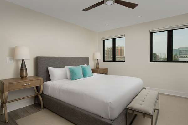  - Home2 Suites by Hilton Downtown Convention Center Nashville