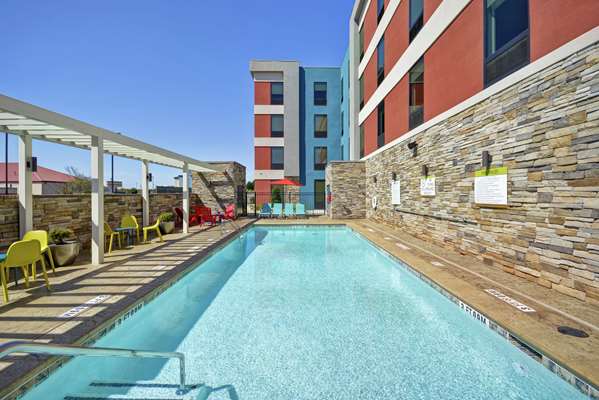 Pool - Home2 Suites by Hilton Warner Robins