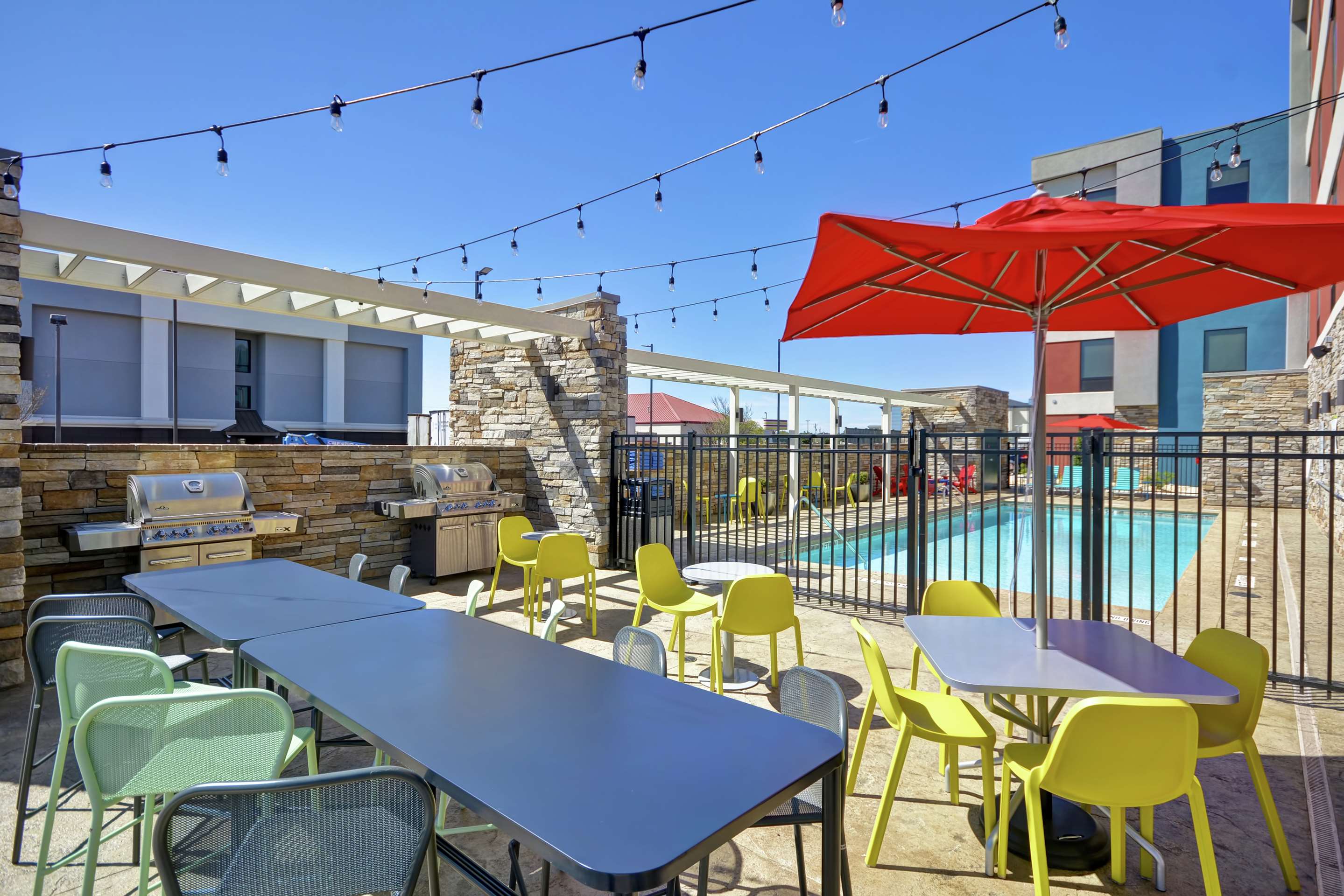 Pool | Home2 Suites by Hilton Warner Robins