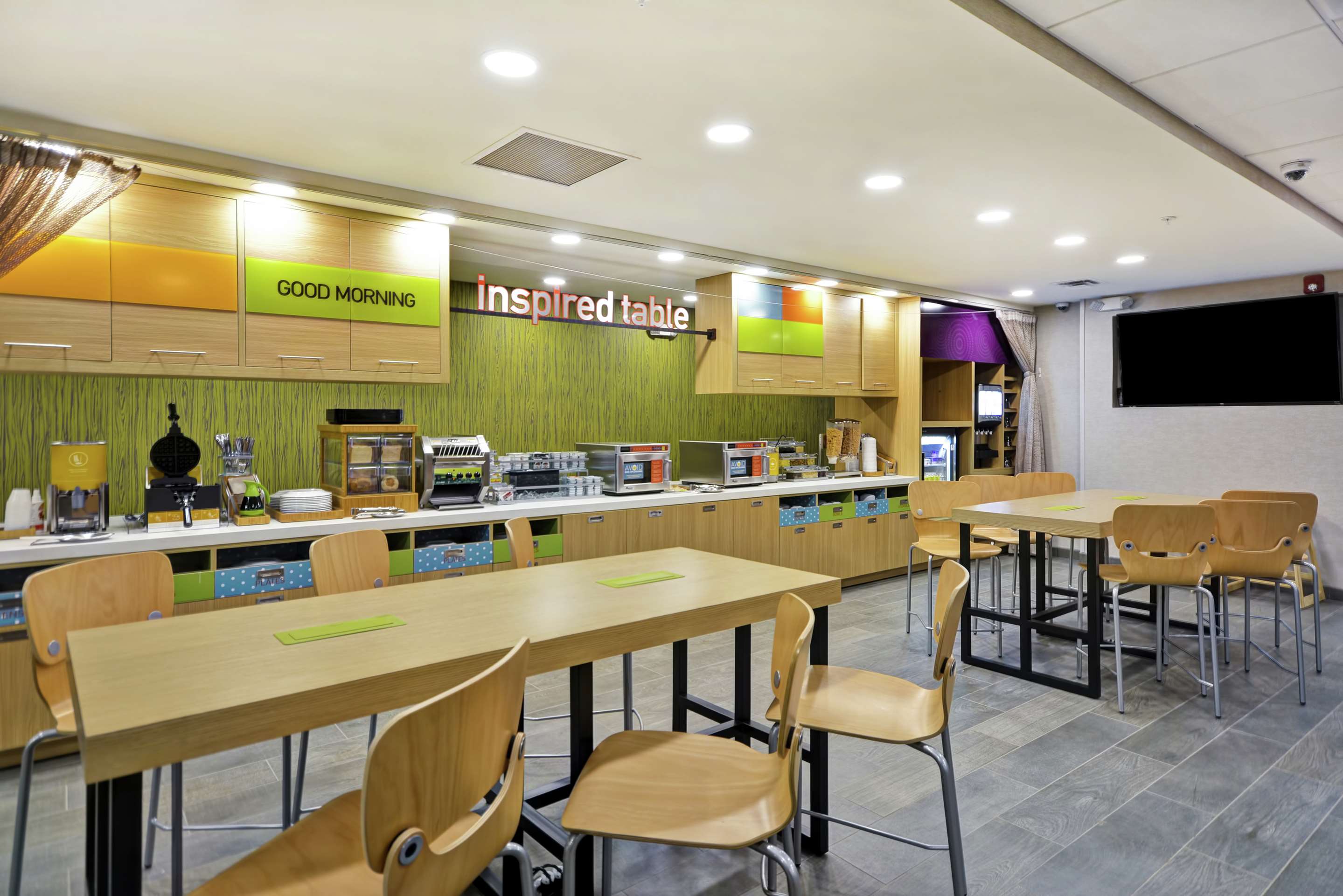 Breakfast Area | Home2 Suites by Hilton Warner Robins