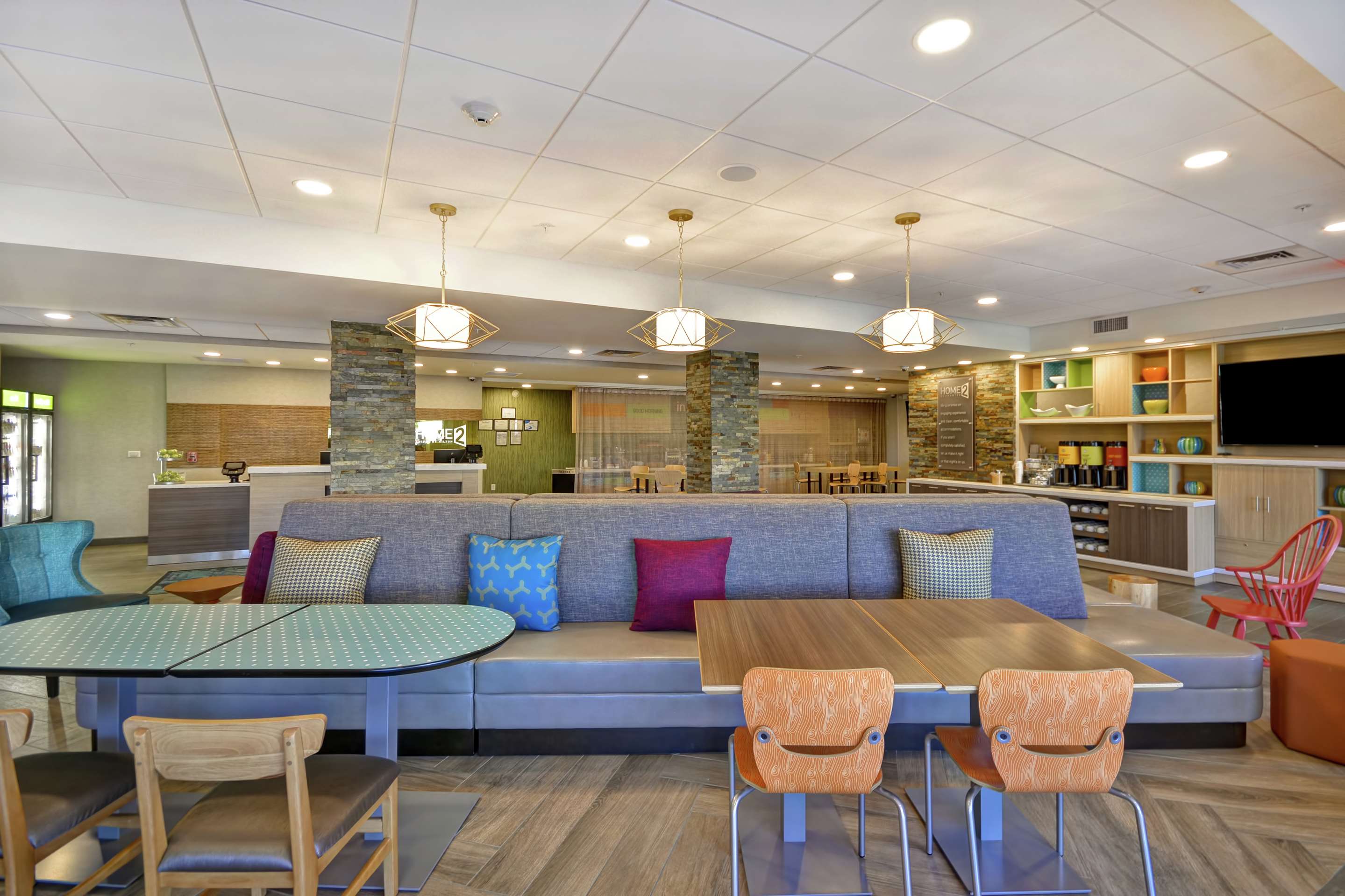 Lobby | Home2 Suites by Hilton Warner Robins