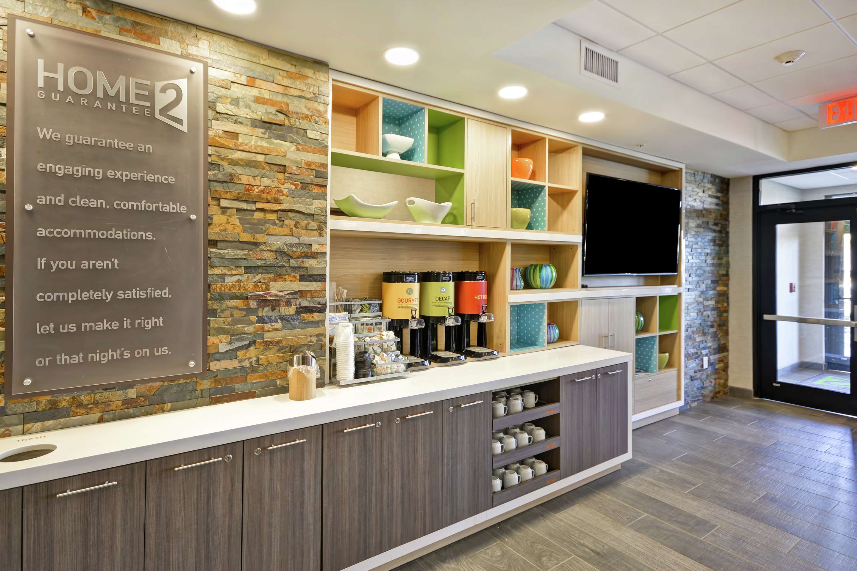 Lobby | Home2 Suites by Hilton Warner Robins