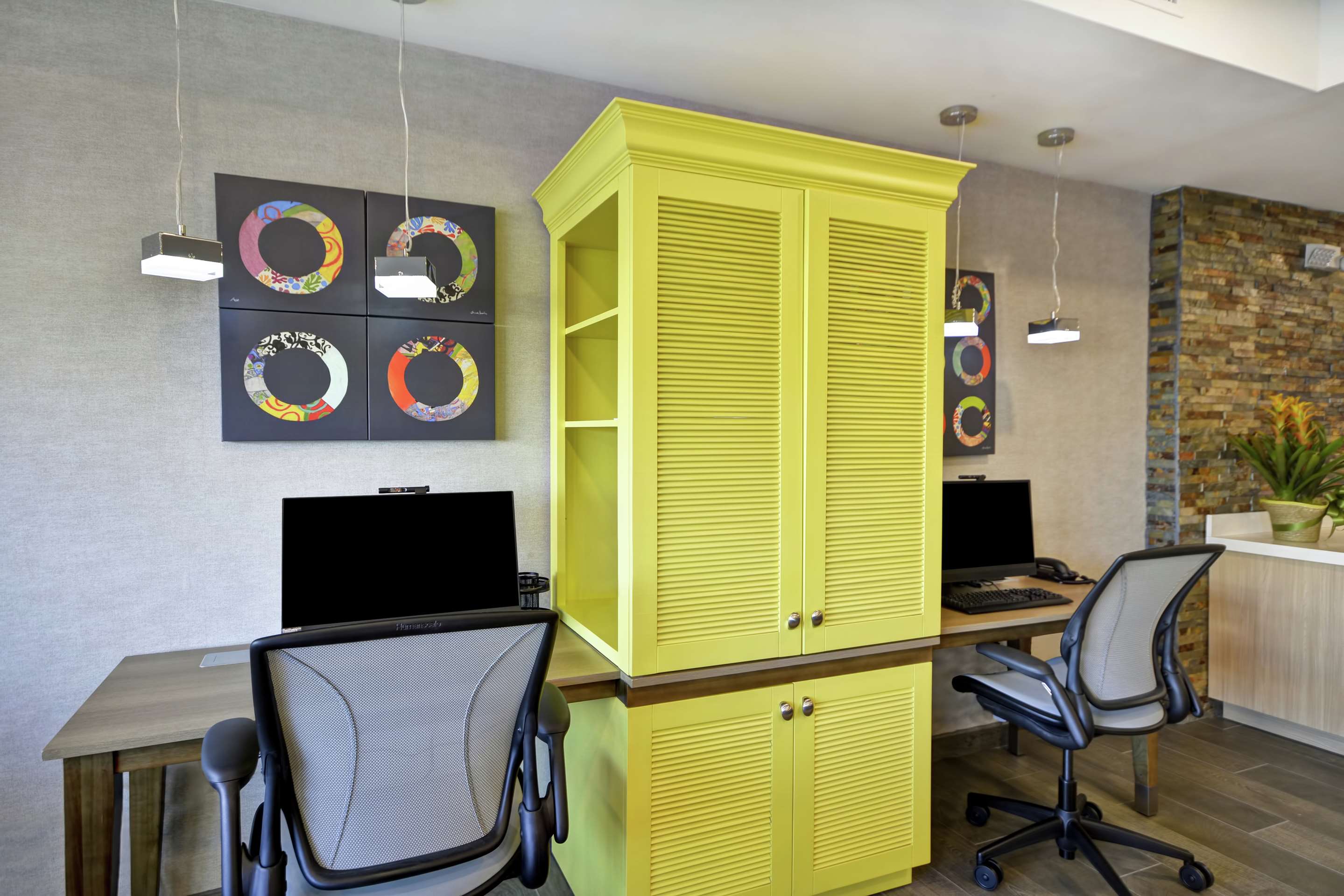 Business Center | Home2 Suites by Hilton Warner Robins