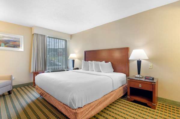  - Best Western North Roanoke Hotel Troutville - I-81, Exit 150A