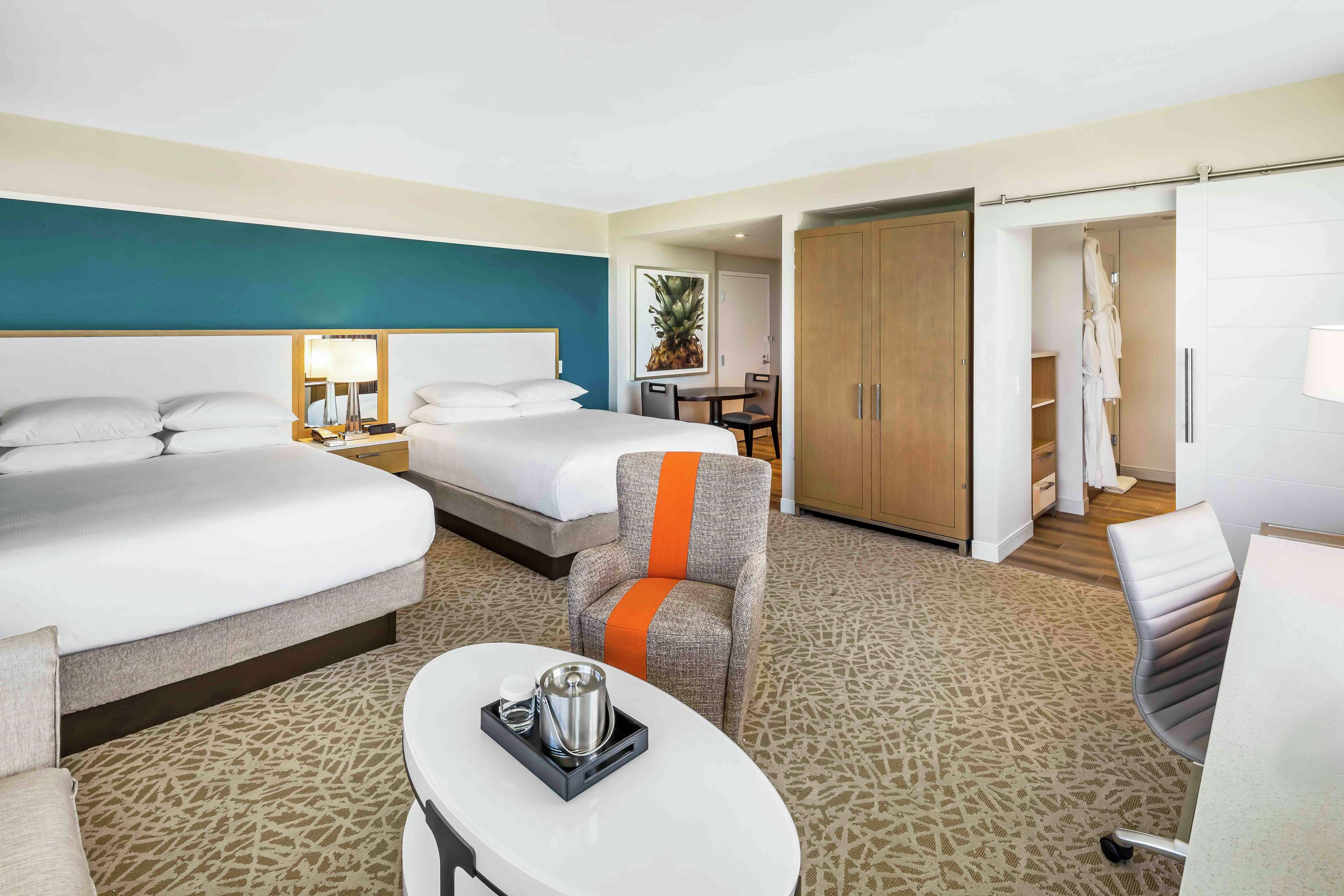 Hilton Miami Dadeland Room Type - 2 QUEEN BED JUNIOR SUITE