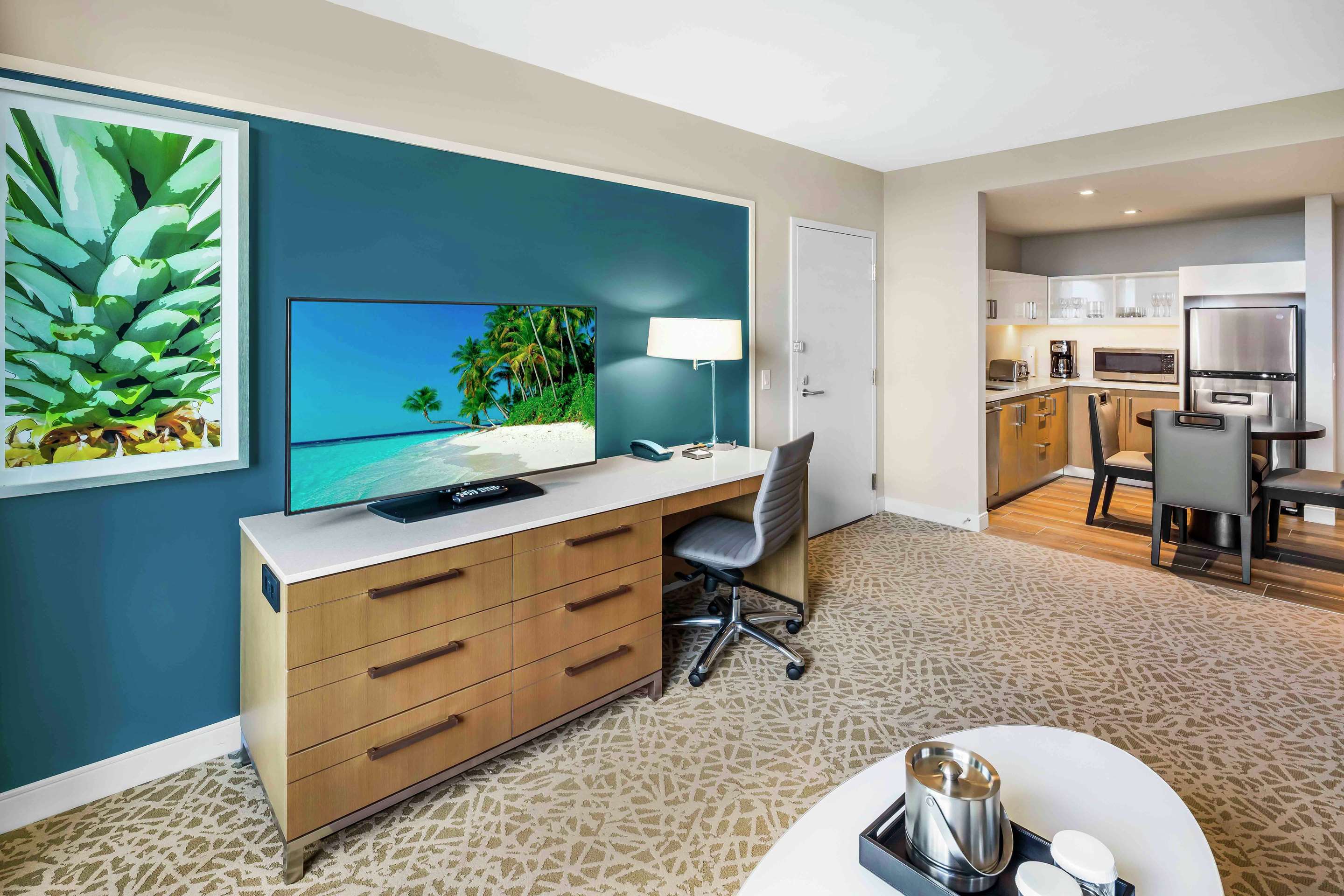 Guest room