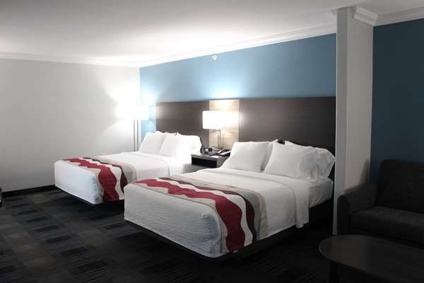 Suite - Best Western Inn & Suites Six Flags San Antonio - I-10, Exit 558