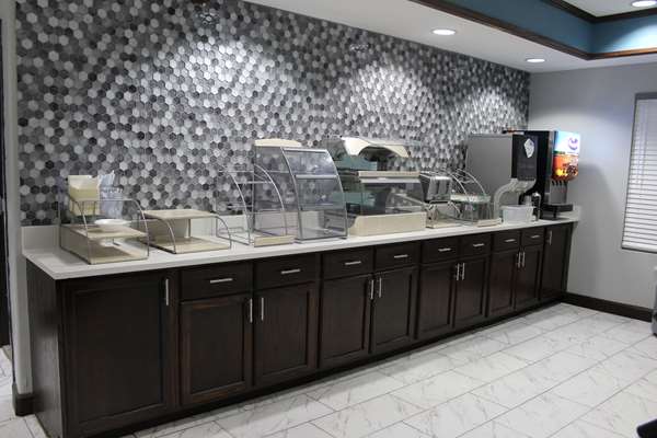 Amenities - Best Western Inn & Suites Six Flags San Antonio - I-10, Exit 558