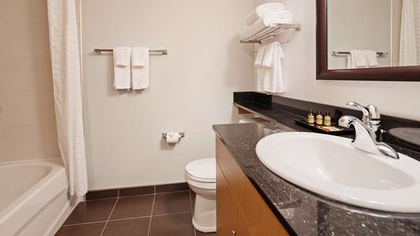 - Best Western Plus Airport Inn & Suites Saskatoon