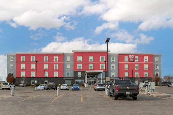 Exterior view - Best Western Plus Airport Inn & Suites Saskatoon