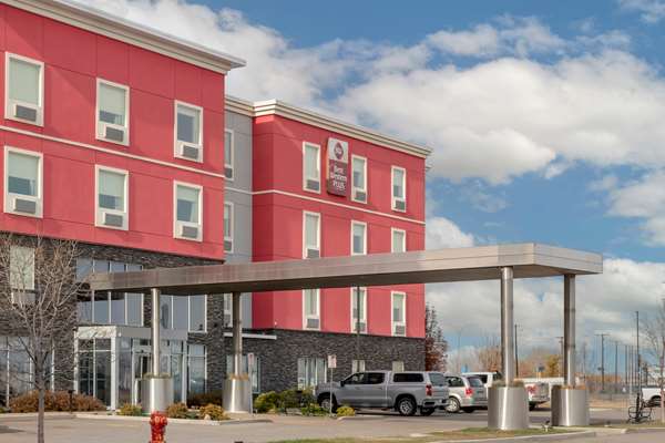 Exterior view - Best Western Plus Airport Inn & Suites Saskatoon