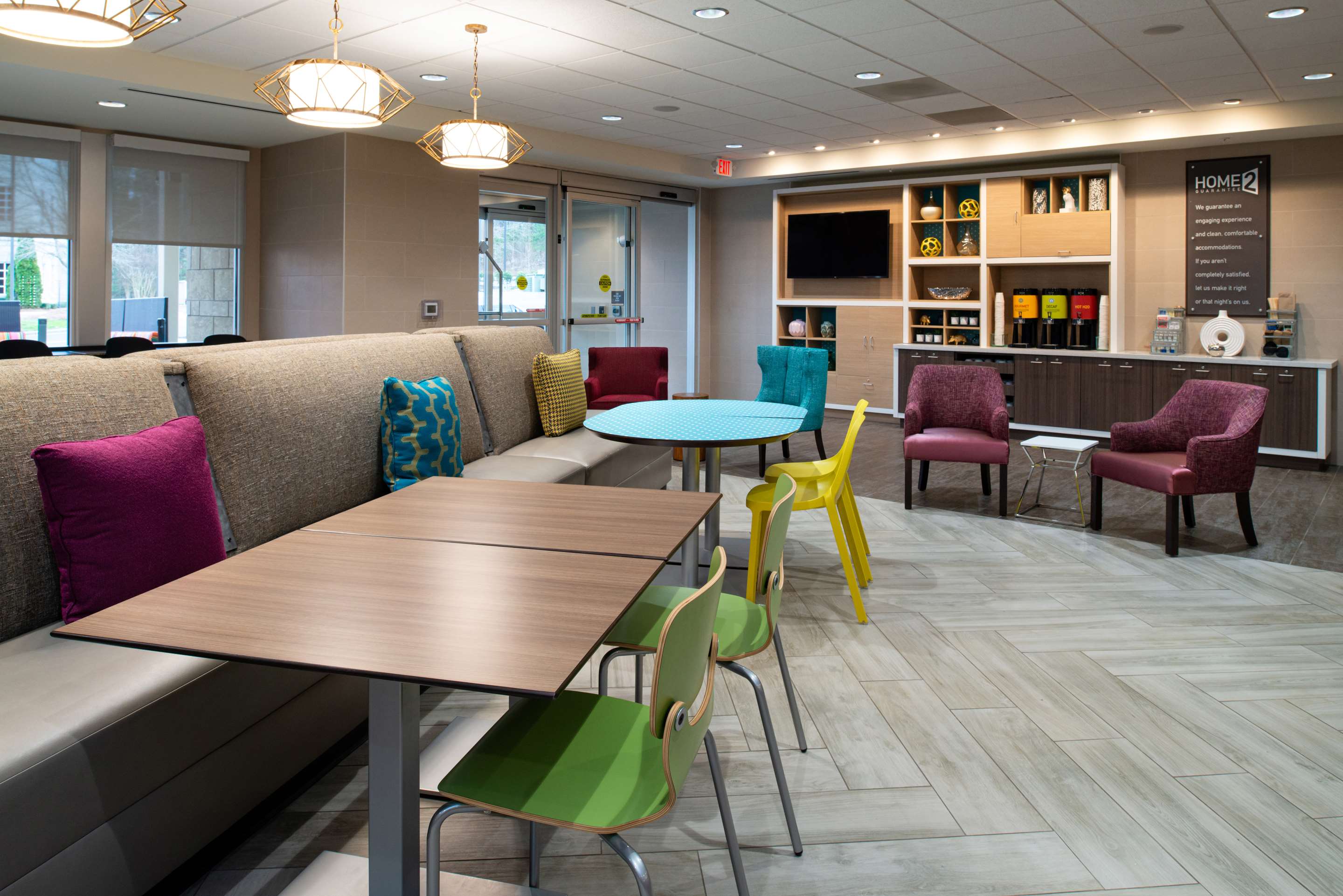 Lobby | Home2 Suites by Hilton Charlotte Mooresville