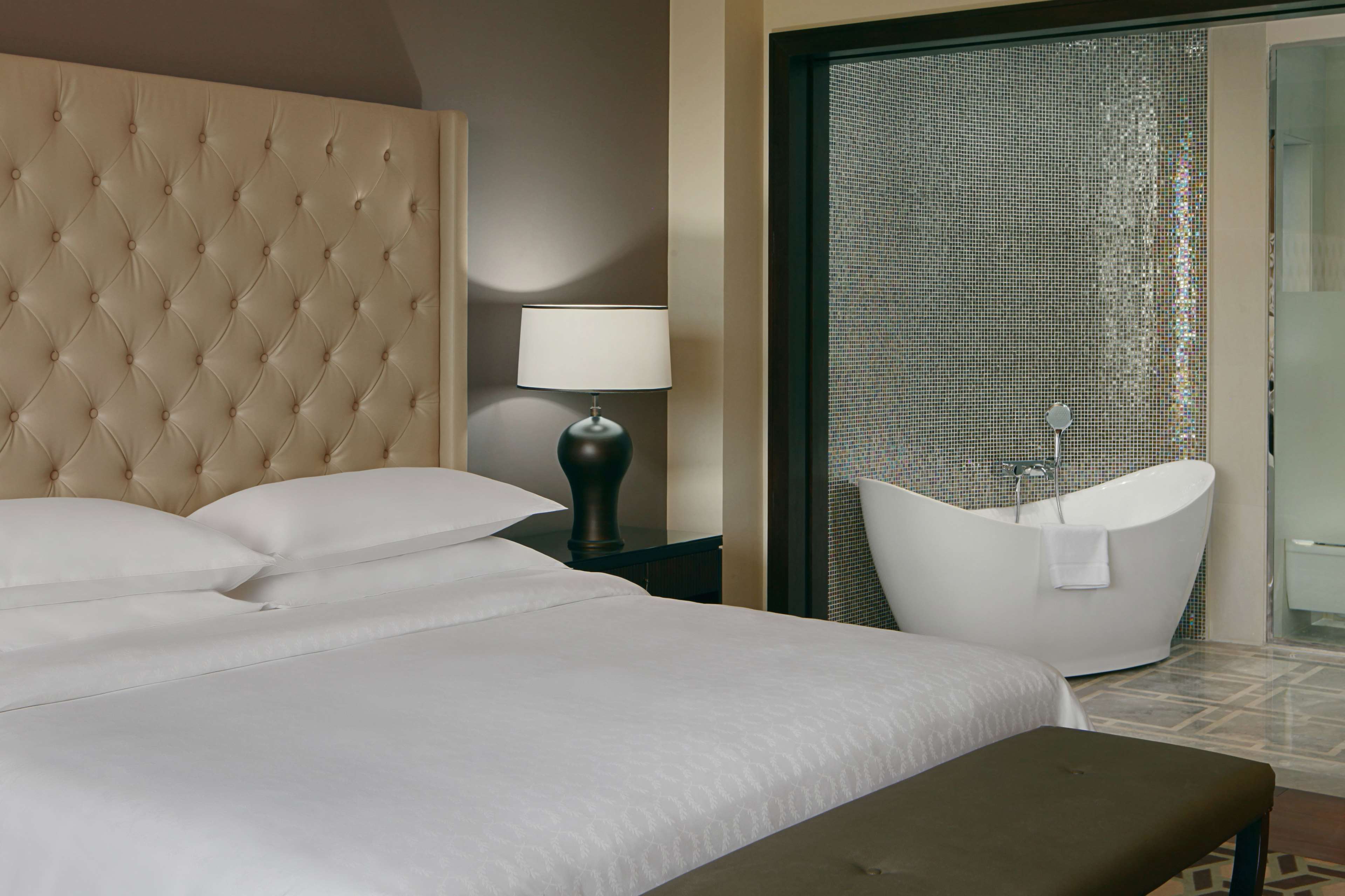 Hilton Dushanbe Room Type - KING ONE BEDROOM SUITE