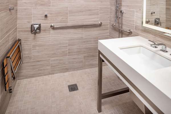  - Quin Central Park Hotel by Hilton Club New York