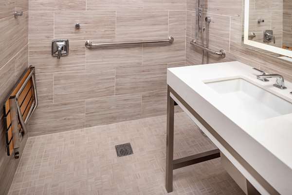  - Quin Central Park Hotel by Hilton Club New York