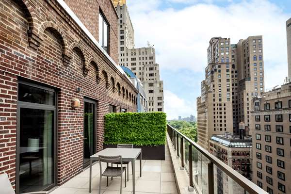  - Quin Central Park Hotel by Hilton Club New York