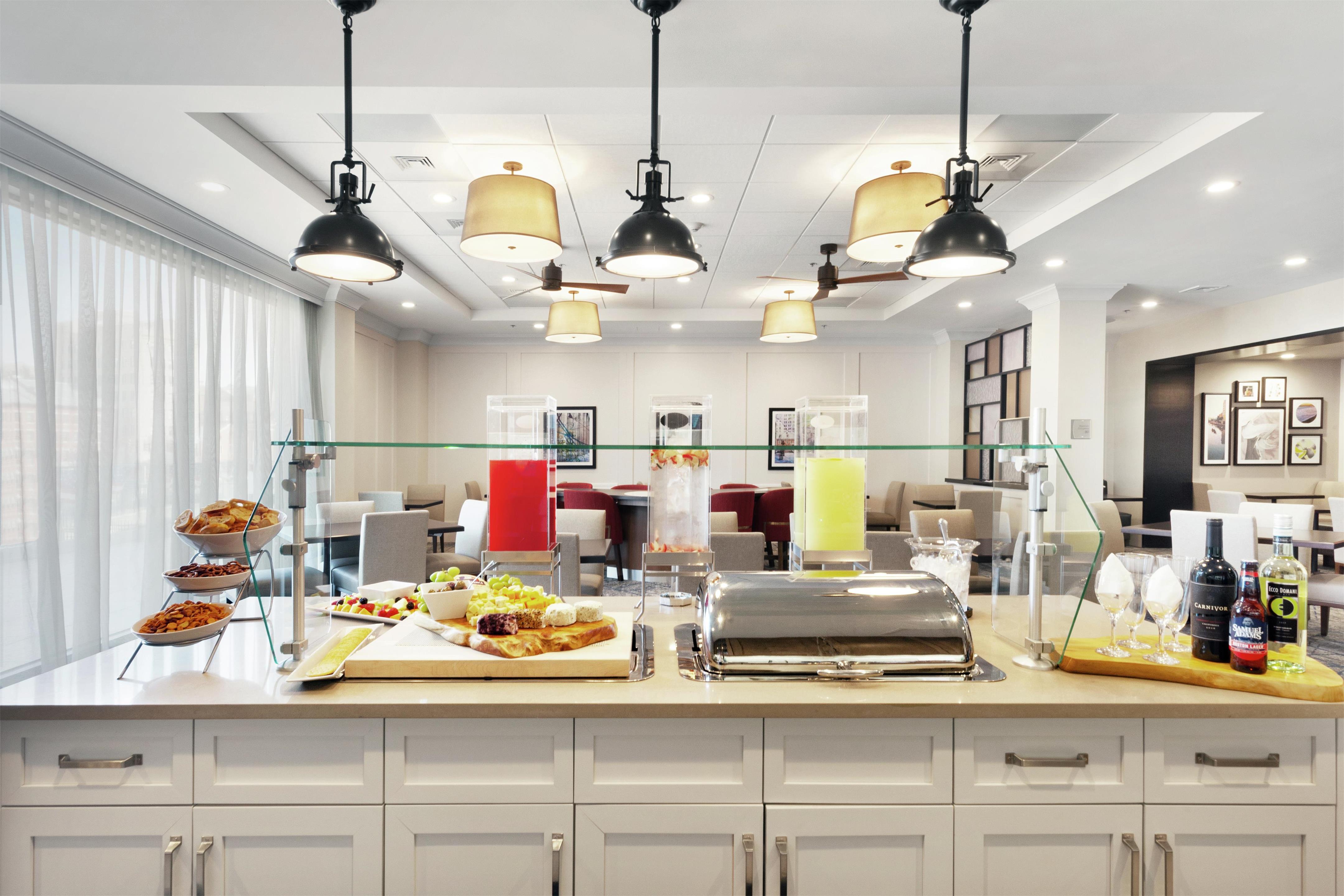 Restaurant | Homewood Suites by Hilton Providence Downtown