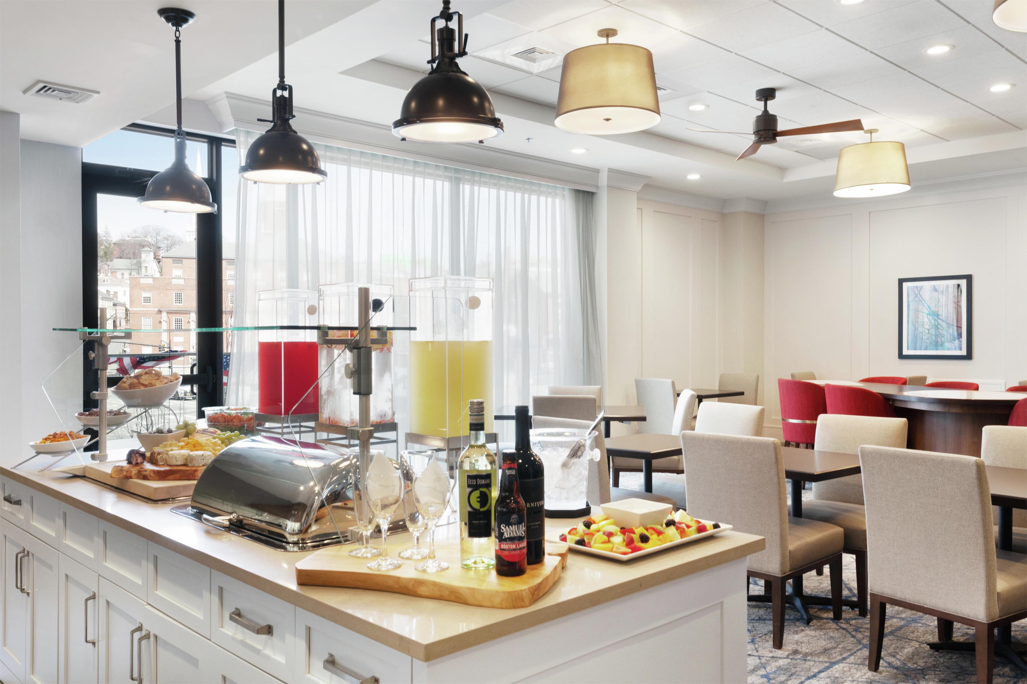 Restaurant | Homewood Suites by Hilton Providence Downtown