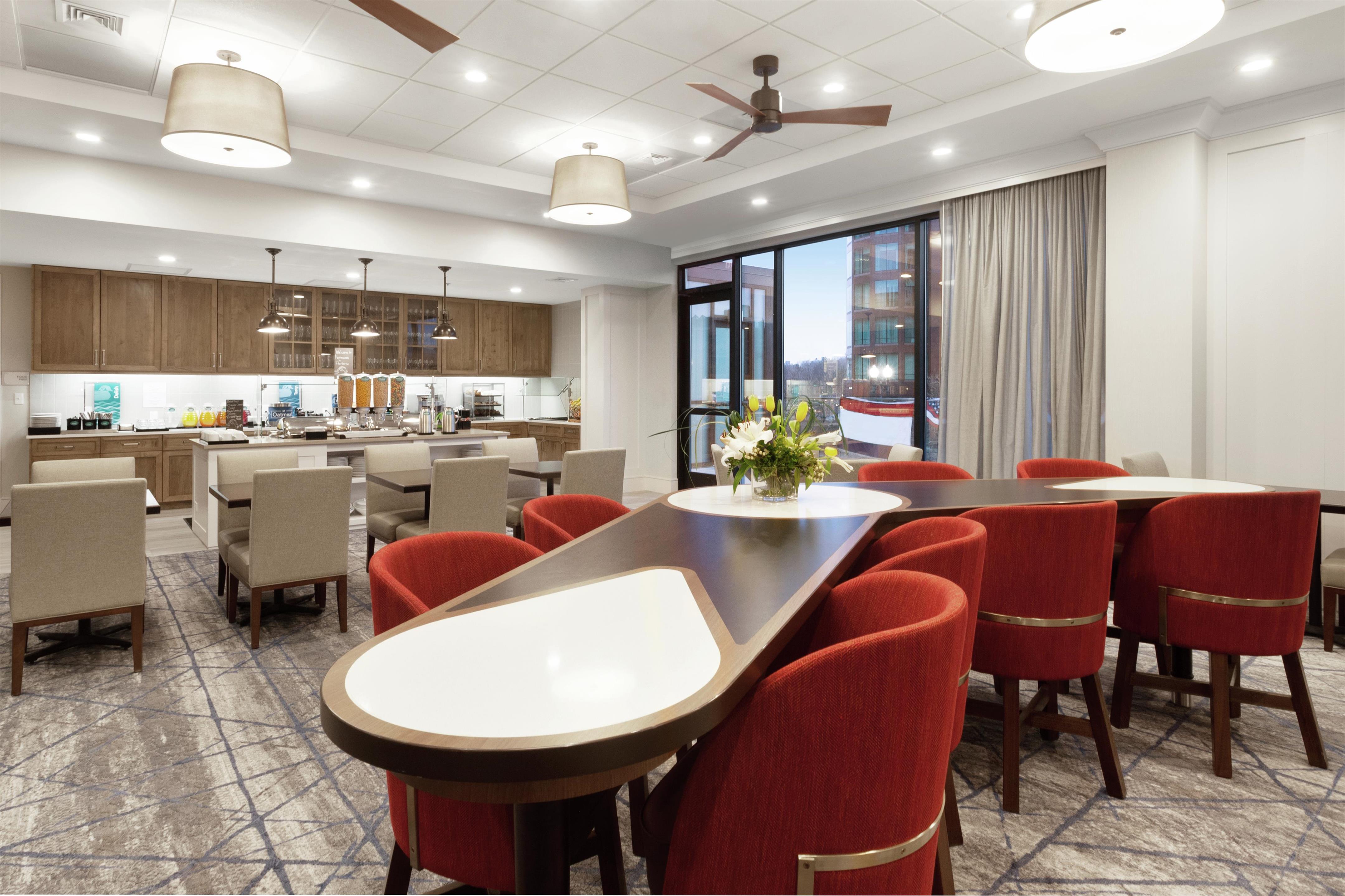 Restaurant | Homewood Suites by Hilton Providence Downtown