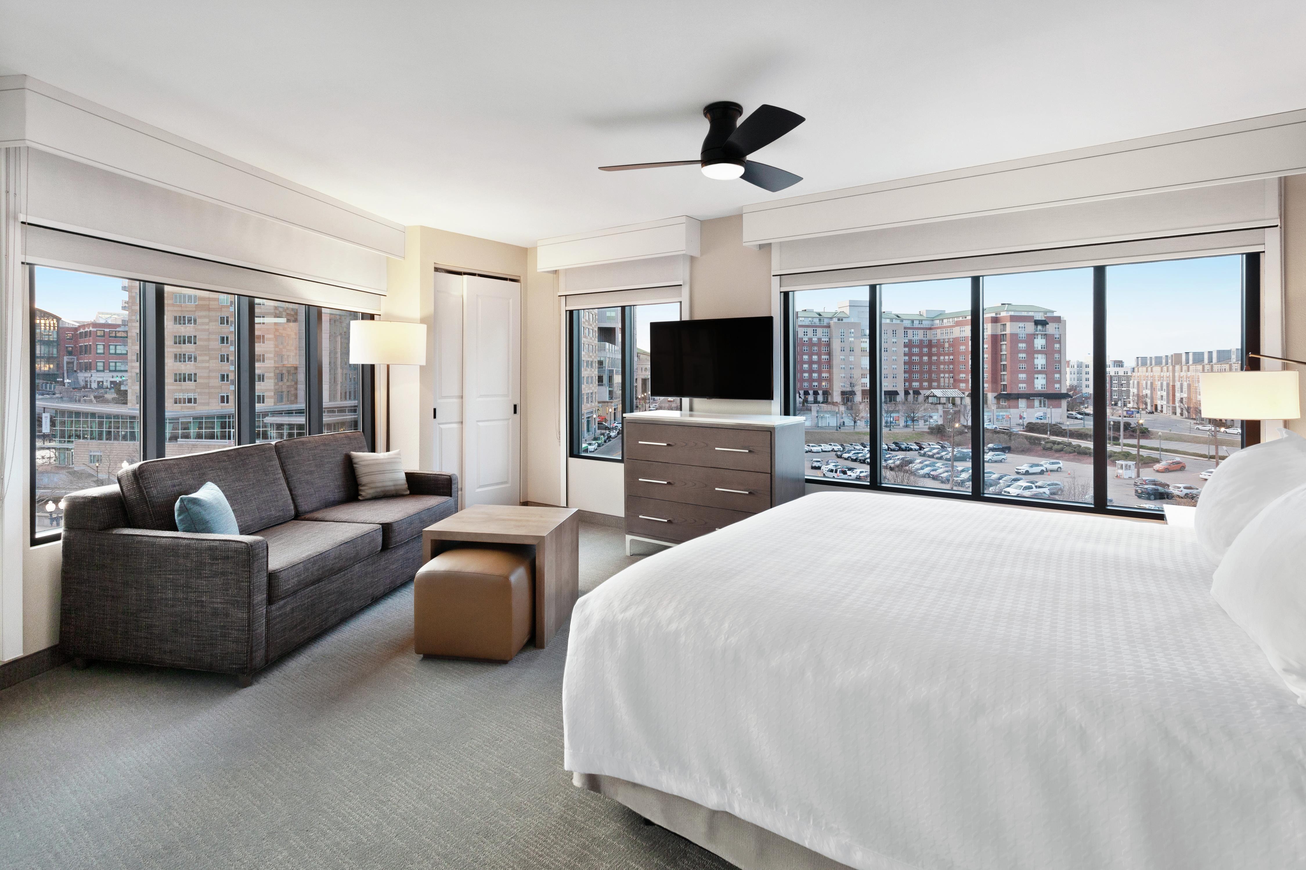 Homewood Suites by Hilton Providence Downtown Room Type - 1K 1BDRM HEAR ACC CRNR STE