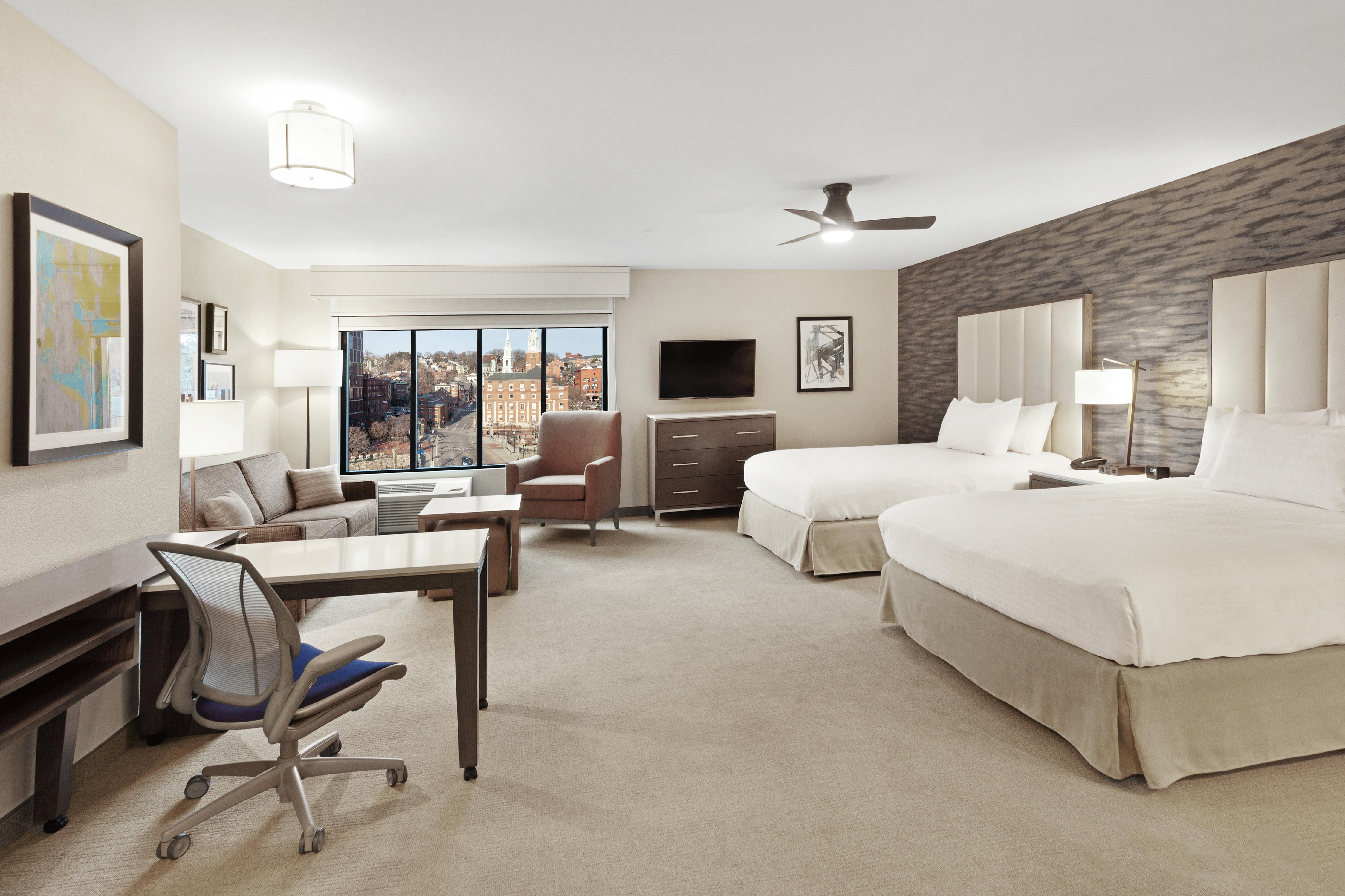 Homewood Suites by Hilton Providence Downtown Room Type - 2 QN STUDIO ACC TUB RVIEW