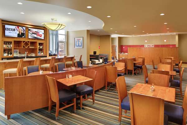 Bar - DoubleTree by Hilton Richmond Airport Sandston - I-64, Exit 197