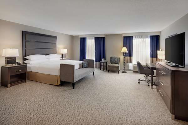  - DoubleTree by Hilton Richmond Airport Sandston - I-64, Exit 197