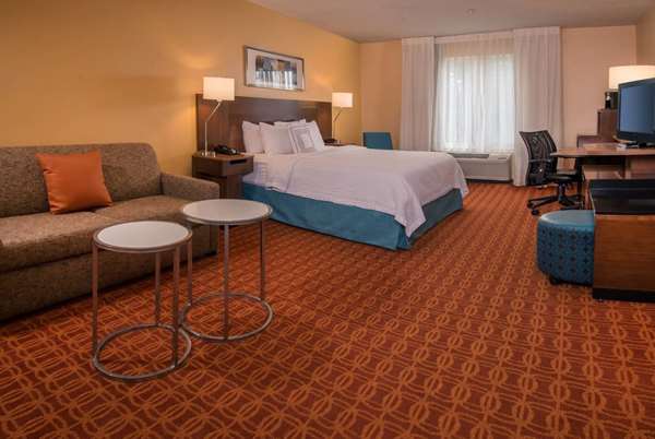  - Baymont Inn & Suites Chambersburg - I-81, Exit 14