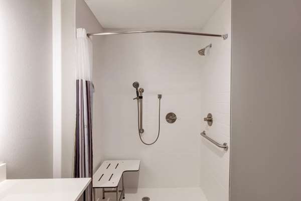  - La Quinta Inn & Suites Lafayette