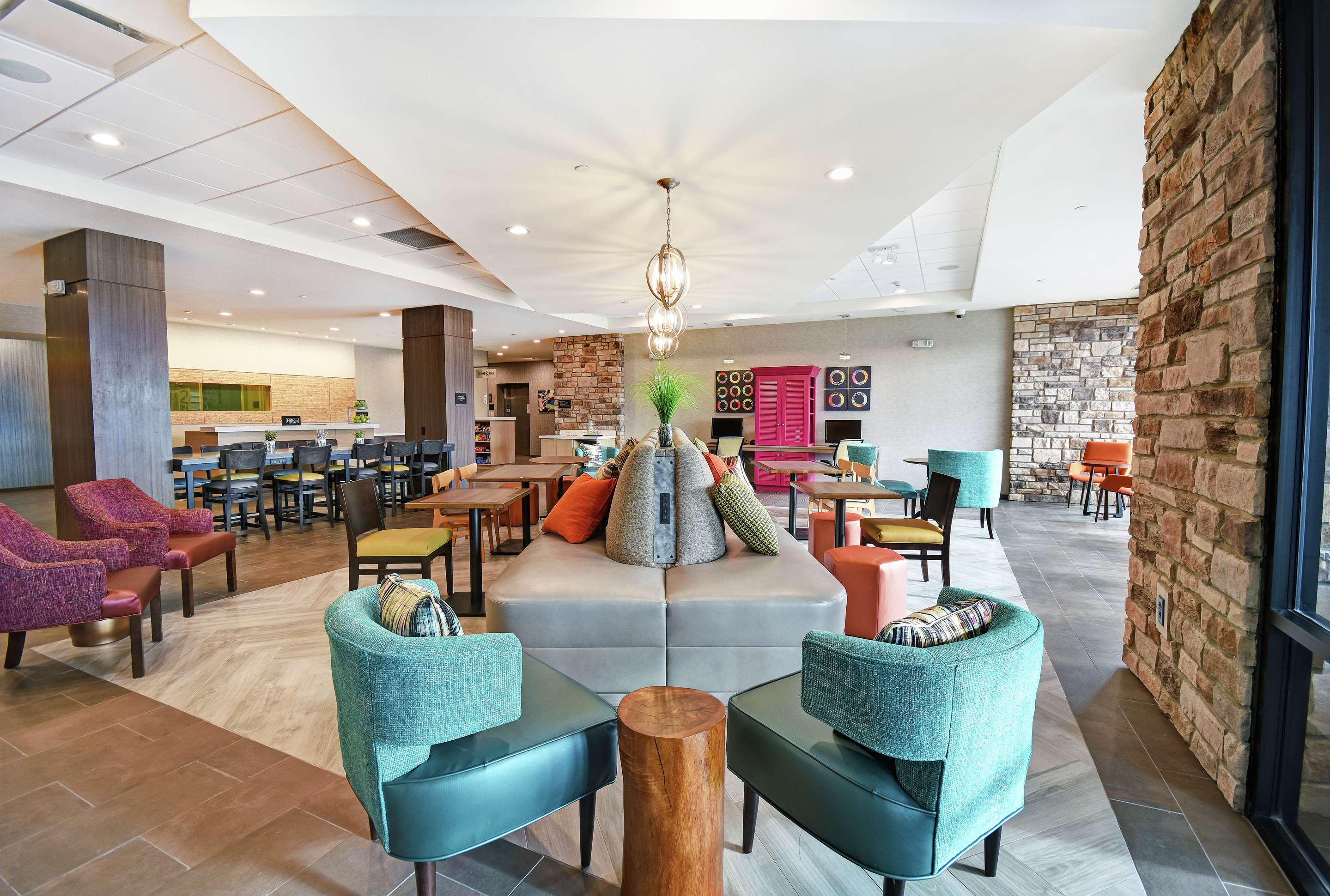 Lobby | Home2 Suites by Hilton Beloit
