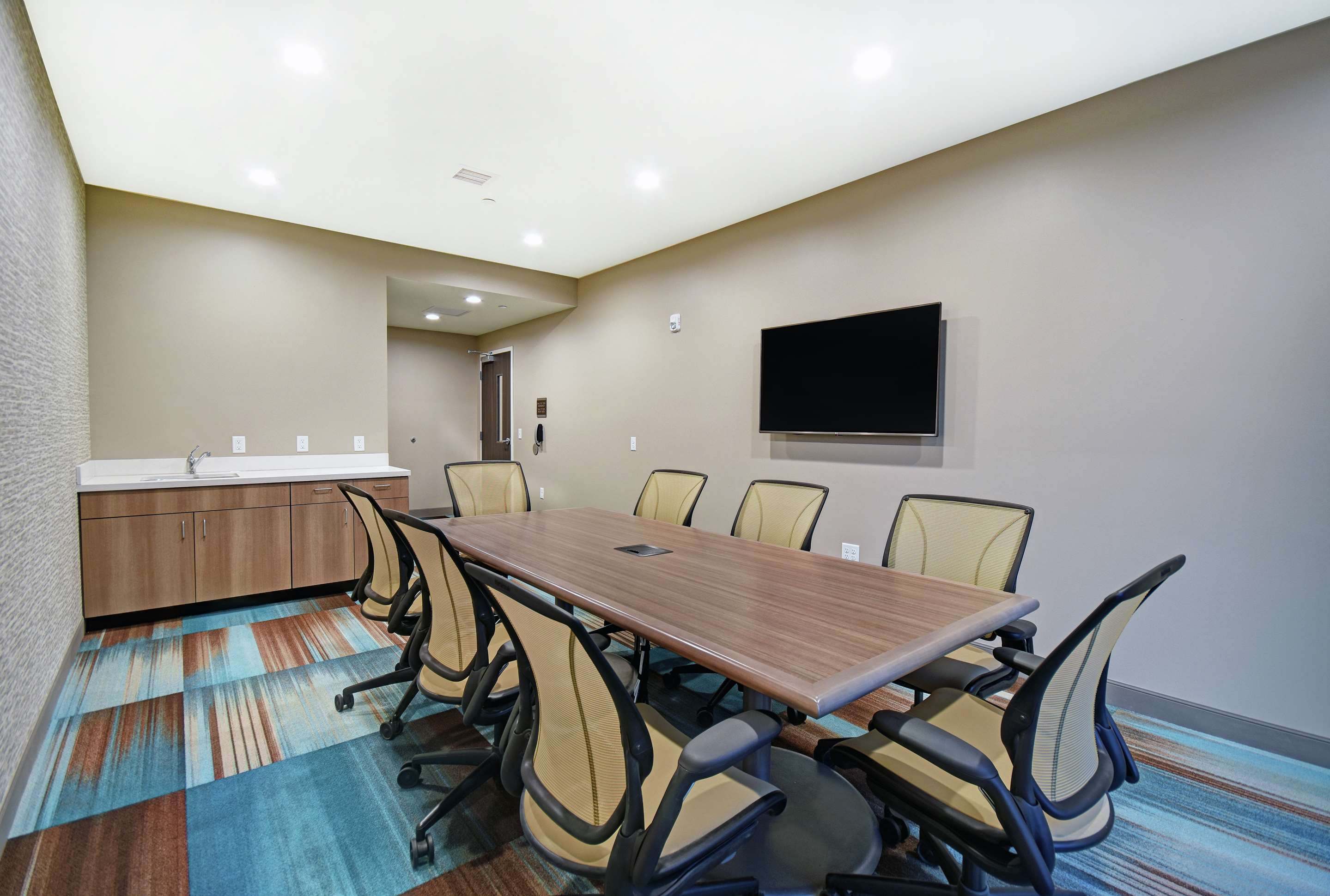 Meeting Room | Home2 Suites by Hilton Beloit