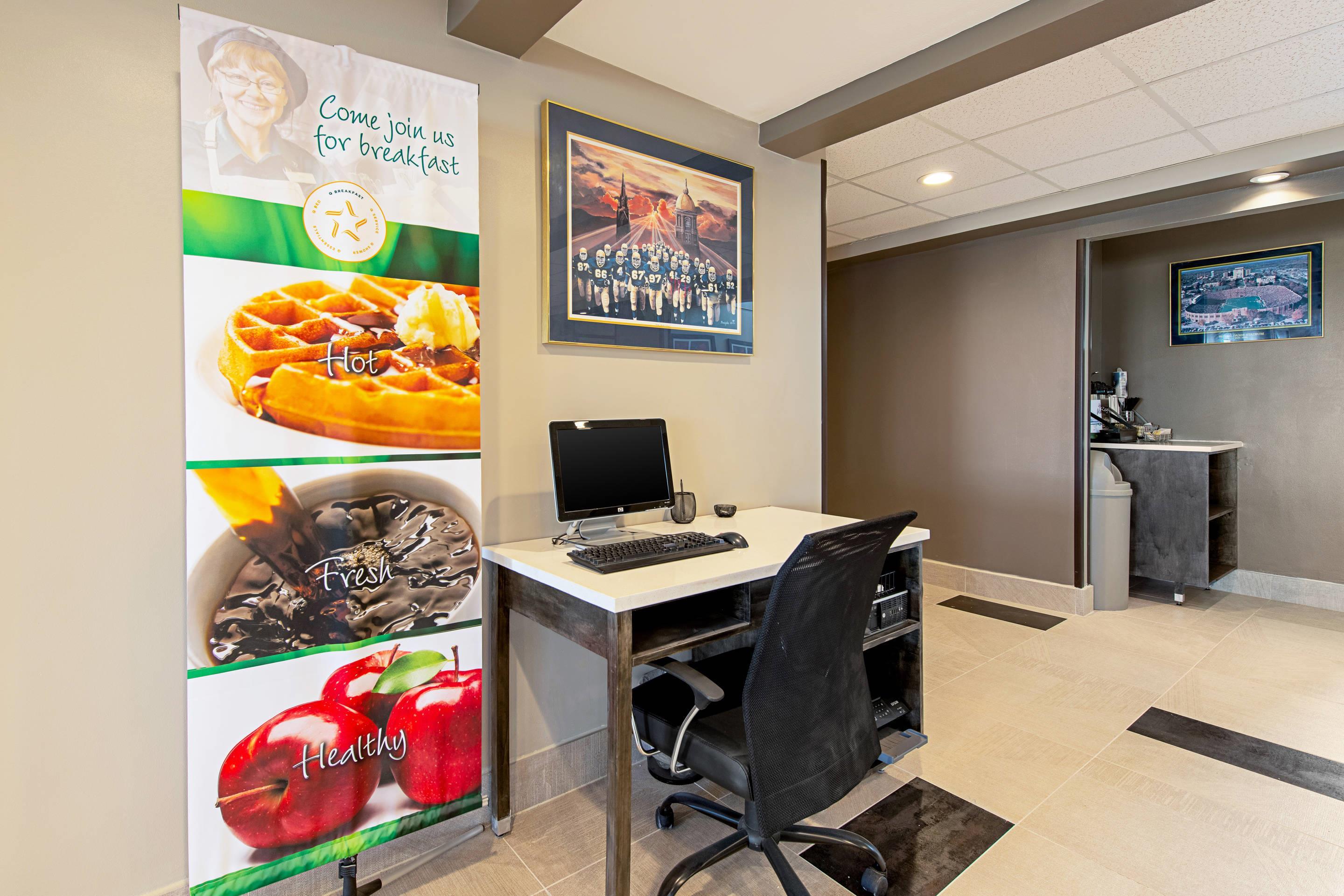Business center | Quality Inn Mishawaka near Notre Dame