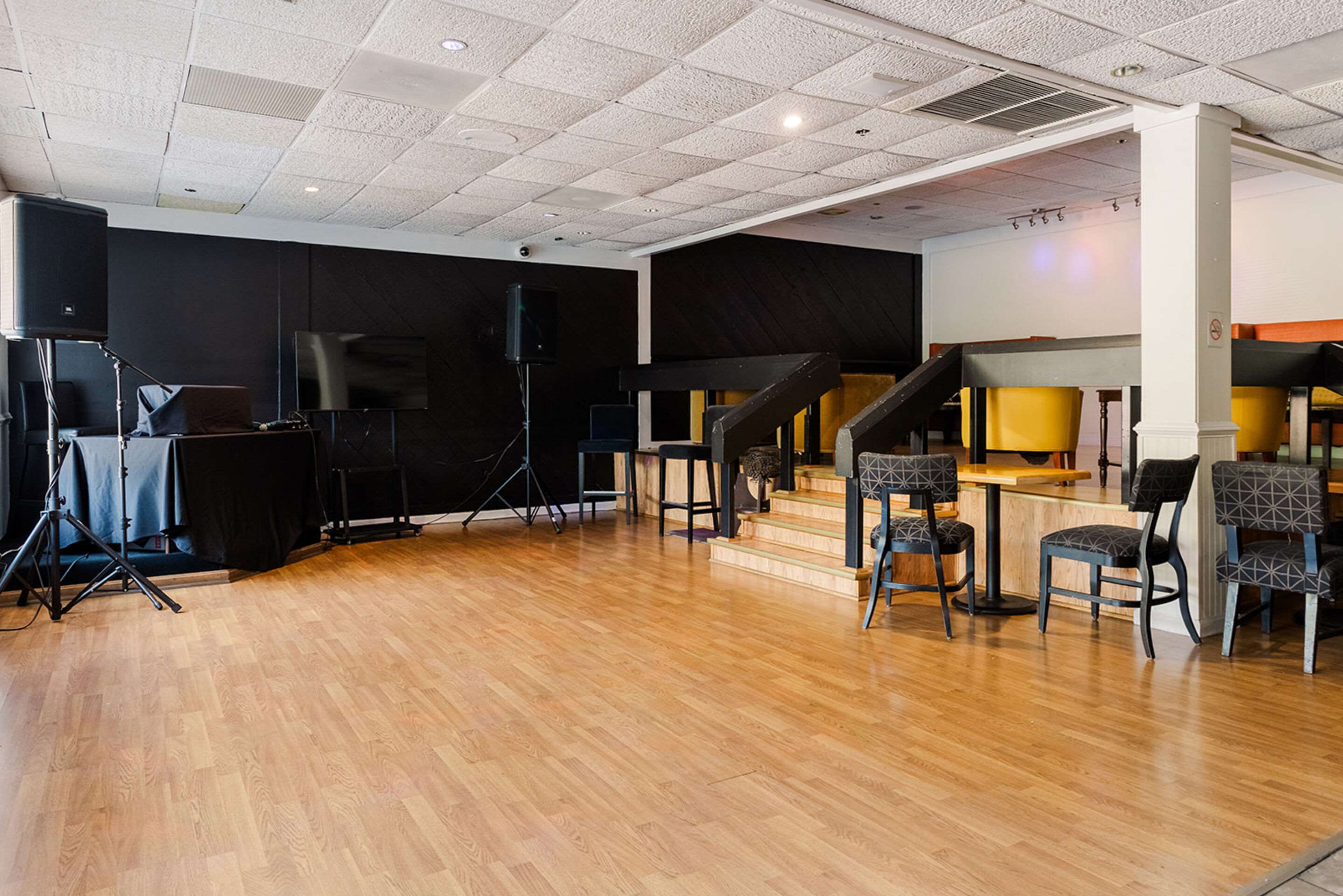 Karaoke | Clarion Hotel BWI Airport Arundel Mills