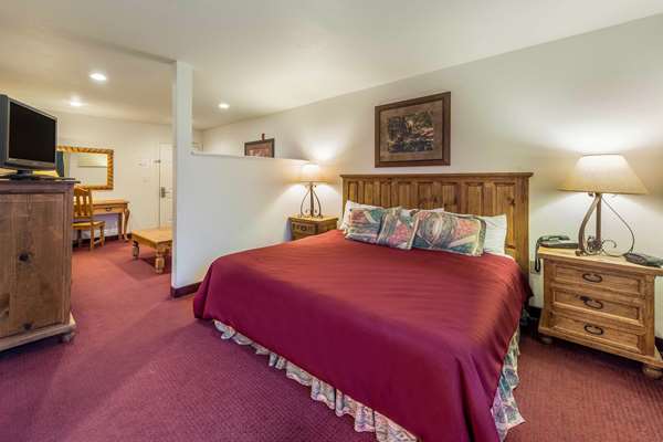 Suite - Rodeway Inn Decatur