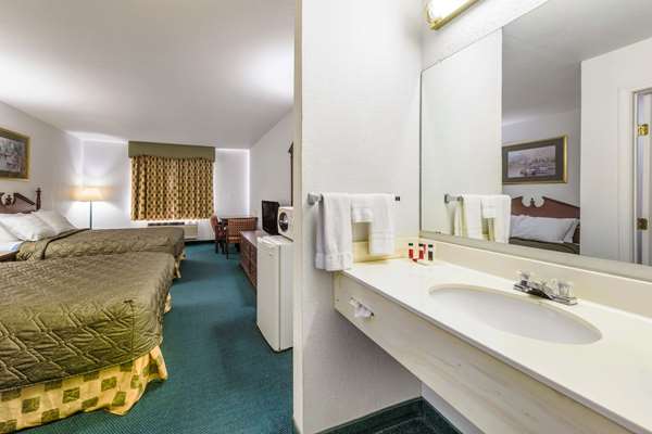  - Rodeway Inn Decatur