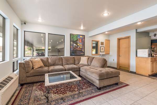  - Quality Inn Bellevue - I-90, Exit 11 & 11A