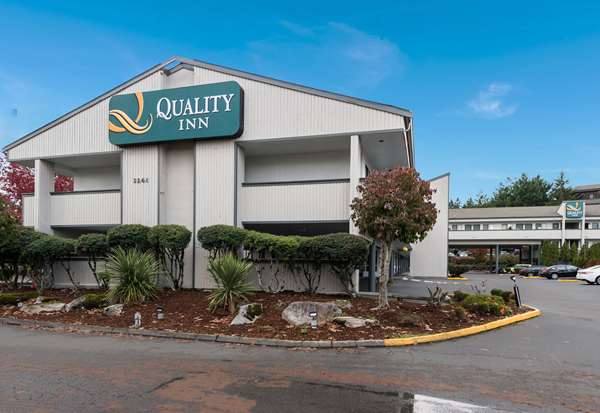 Exterior view - Quality Inn Bellevue - I-90, Exit 11 & 11A