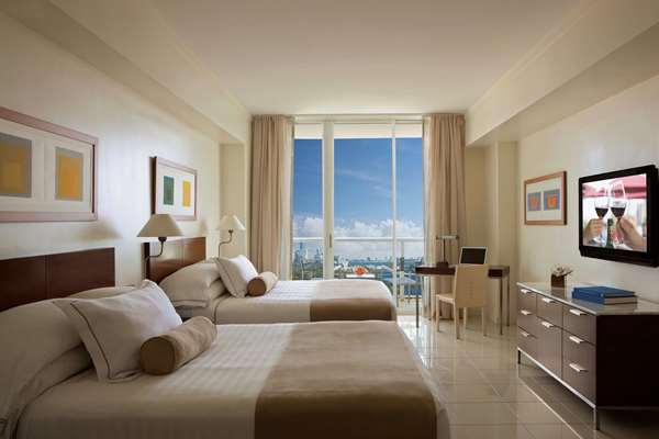2 Queen Beds, Non-Smoking, Deluxe Room, Balcony, City View, Kitchenette, Microwave And Refrigerator