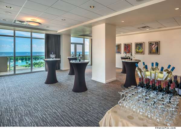 Arya Hotel  Suites Coconut Grove
