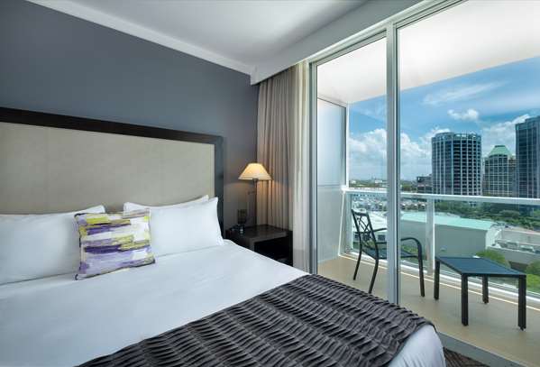  - Hotel Arya Coconut Grove