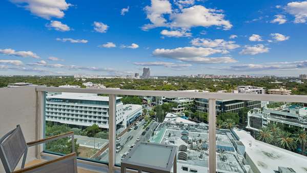 Accessible - 1 King, Mobility Accessible, Roll In Shower, City View, Balcony, Kitchenette, Non-Smoking