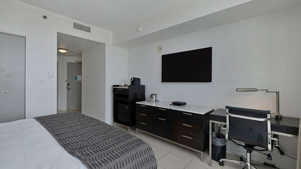 1 King Bed, Non-Smoking, City View, Balcony, Flat Screen Television, Work Desk