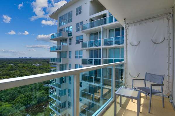 1 King Bed, Non-Smoking, Bayview, Balcony, Flat Screen Television, Work Desk