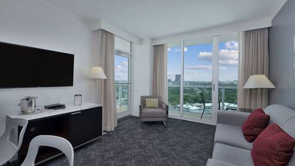 Arya Hotel  Suites Coconut Grove