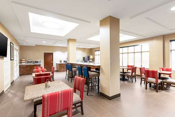 Amenities - Comfort Inn & Suites Pine Bluff - I-530, Exit 39